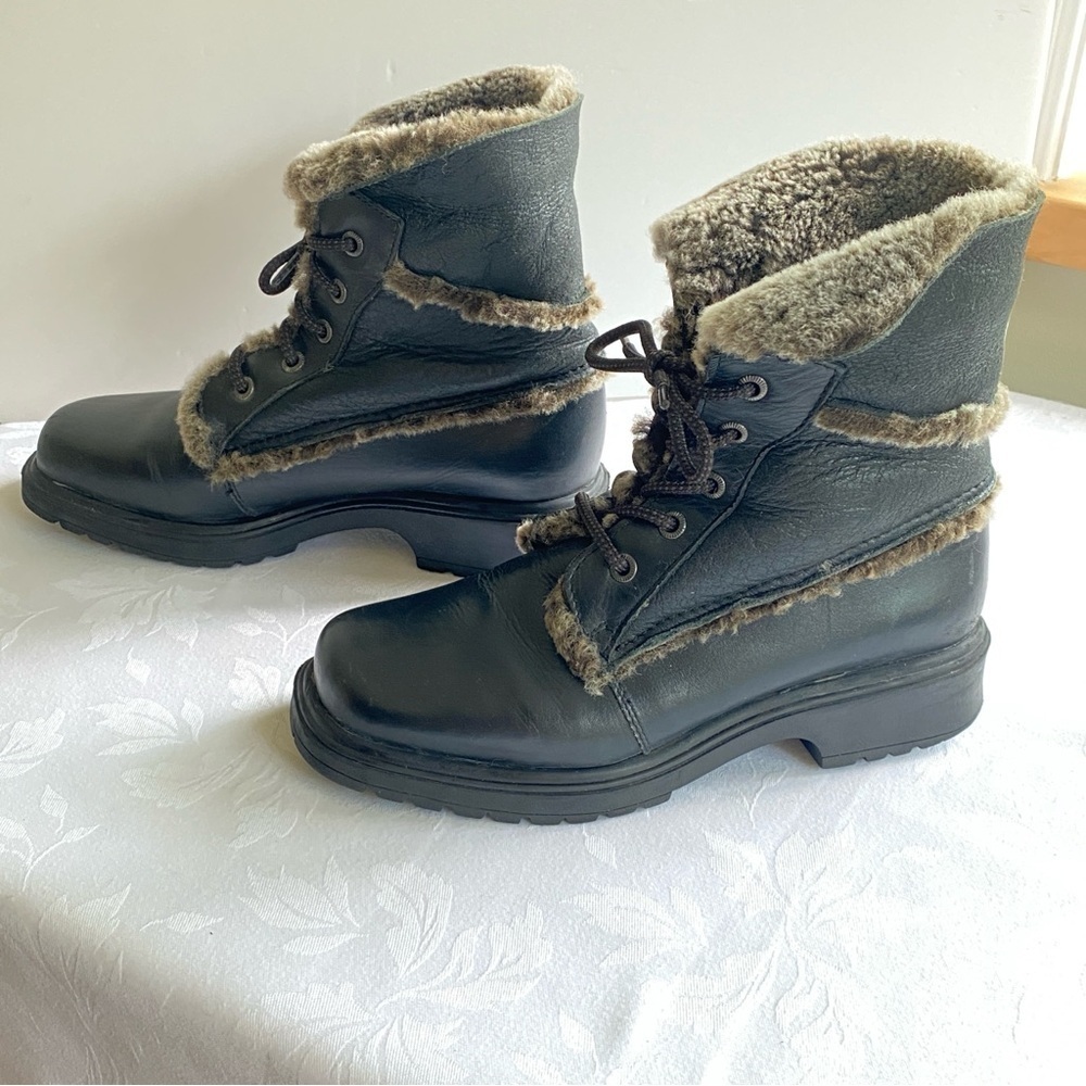 Black Leather and Natural Shearling Lace Up Square Toe Winter Boots 7M College - Picture 11 of 14